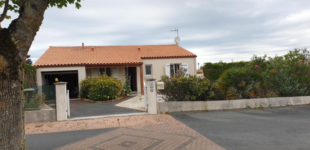 La Rochelle Classe 3 Etoiles Nieul-sur-Mer Екстер'єр фото