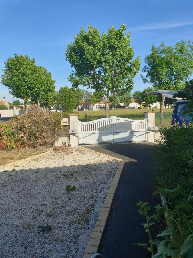 La Rochelle Classe 3 Etoiles Nieul-sur-Mer Екстер'єр фото